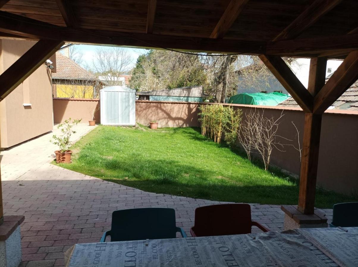 Appartamento Magnolia Apartman Siófok Esterno foto
