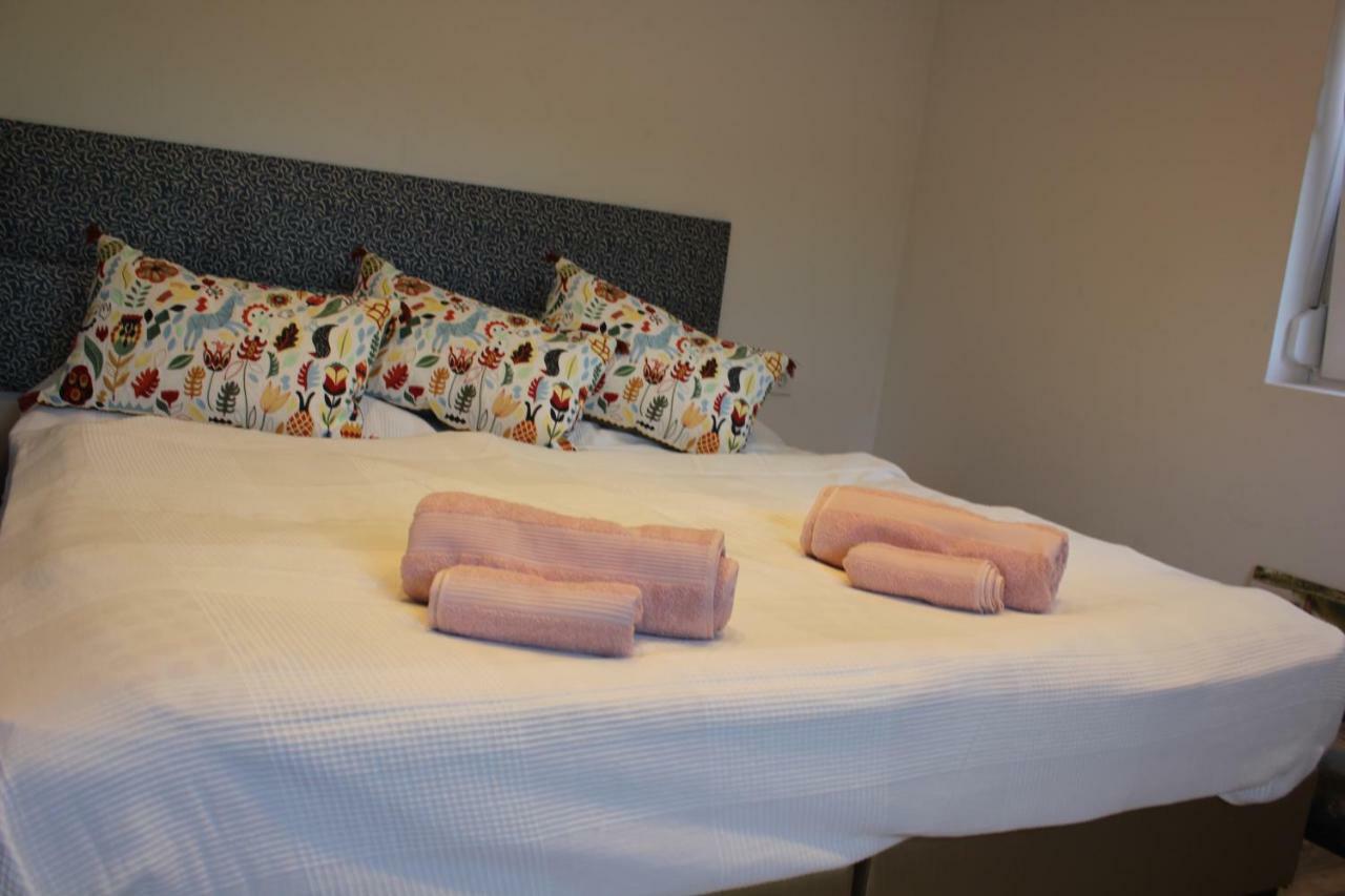 Appartamento Magnolia Apartman Siófok Esterno foto