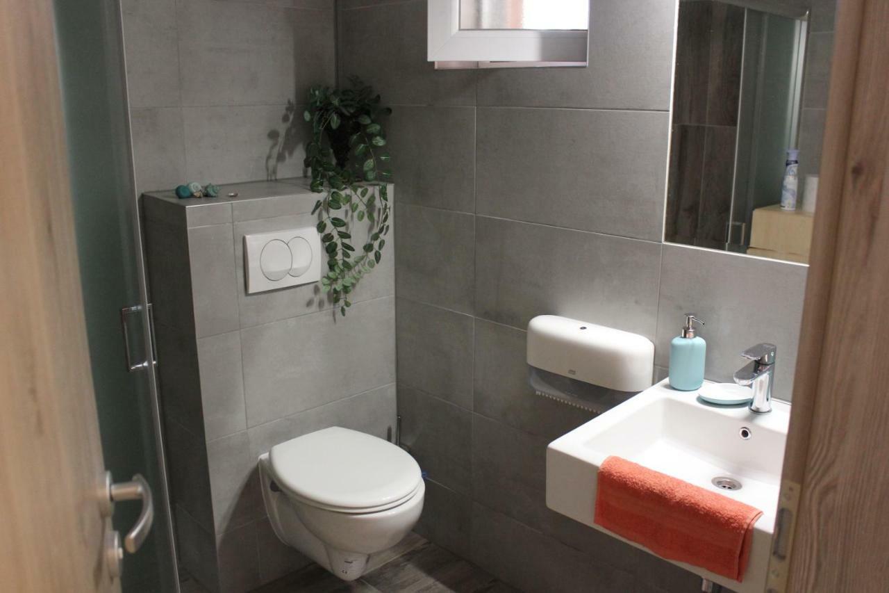 Appartamento Magnolia Apartman Siófok Esterno foto